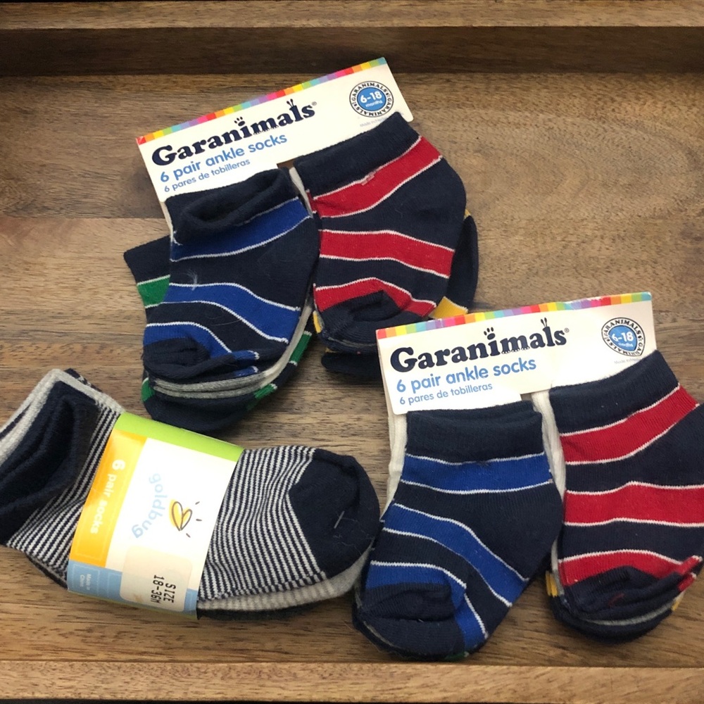 Garanimals Boys Navy Striped Ankle Sock Set with Red, Blue, Green Accents